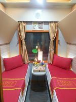 Hanoi - Hue in VIP 2 berth-cabin Lotus train service  on SE19 (19h50 – 09h20) - Price per person not per cabin