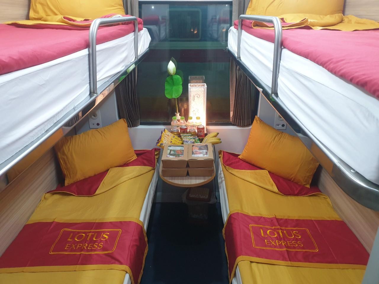 Da Nang - Ninh Binh on Lotus Train SE20 (18h05 – 09h20) (Deluxe 4 Berths, One Way)